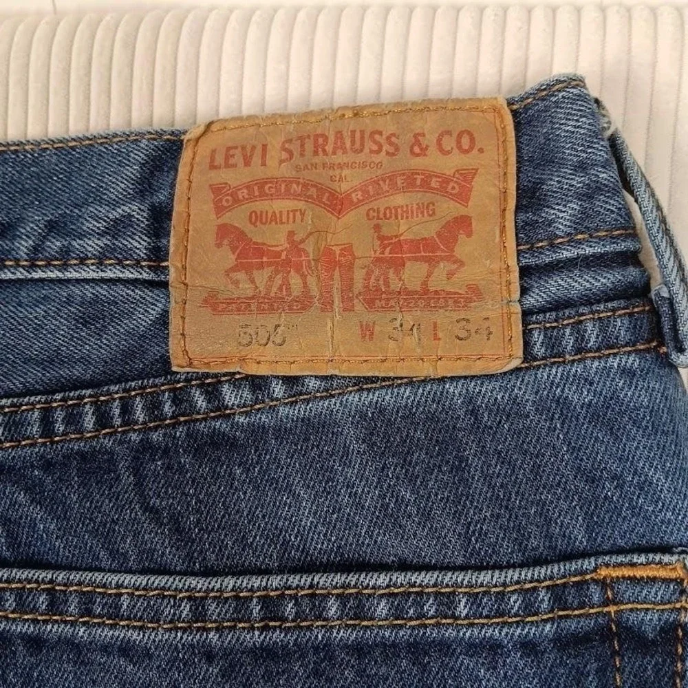 Levis brand levi